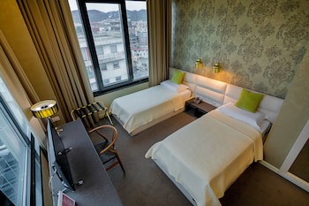 La Boheme Hotel