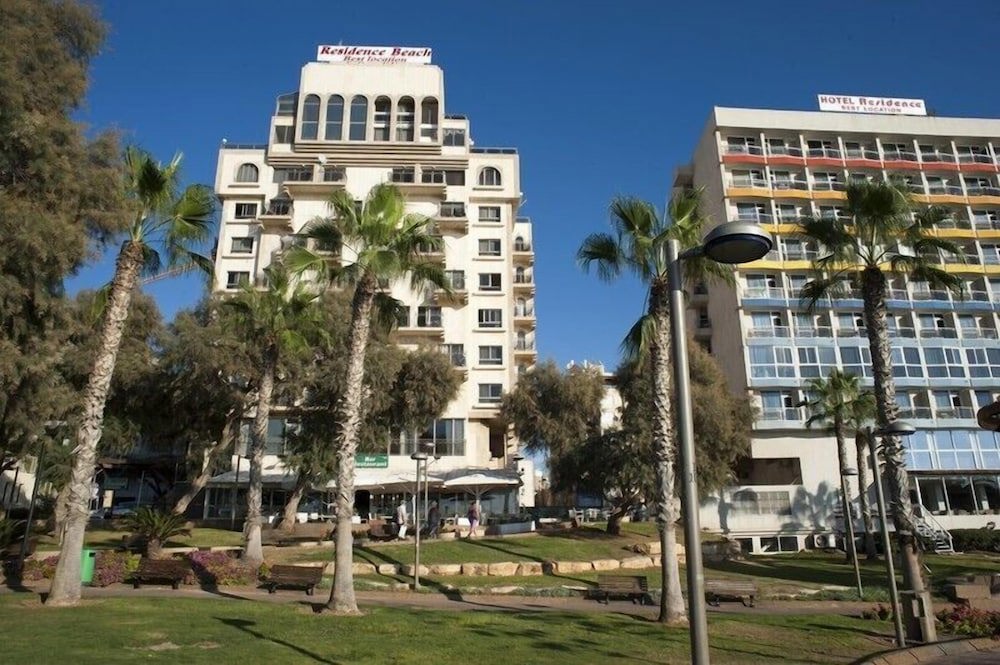 Residence Beach Hotel