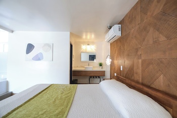 Aqua Rio Hotel