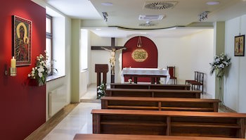 Domus Mater