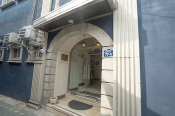 Beewon Guest House - Hostel