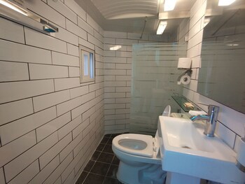 Beewon Guest House - Hostel