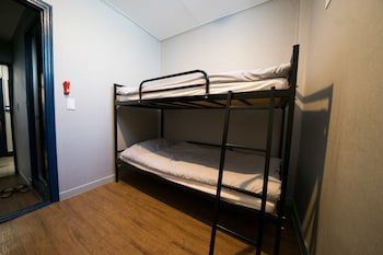 Beewon Guest House - Hostel