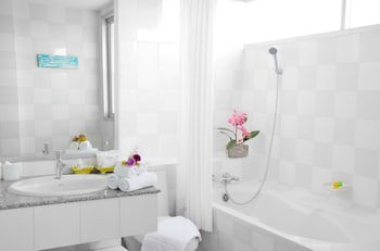 The Color Living Hotel