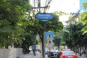 Bs Court Boutique Residence