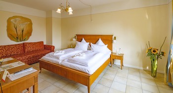 XII Apostel Hotel Albergo galeri fotoğrafı