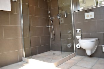 XII Apostel Hotel Albergo galeri fotoğrafı