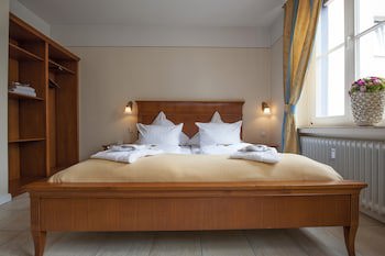 XII Apostel Hotel Albergo fotoğrafı