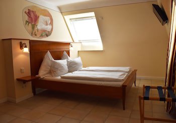 XII Apostel Hotel Albergo galeri fotoğrafı