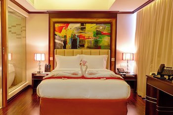Six Seasons Hotel
