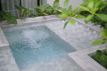 Chern Bangkok