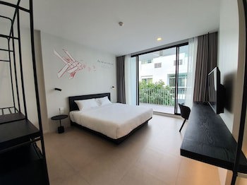 Chern Bangkok