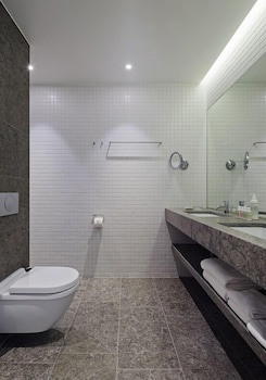 Pm & Vanner Hotel