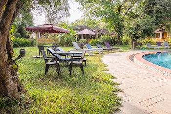 Granpa's Inn Hotel Bougainvillea
