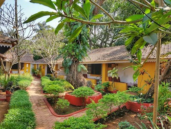Granpa's Inn Hotel Bougainvillea