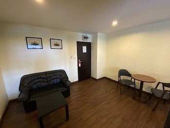 Boss Mansion