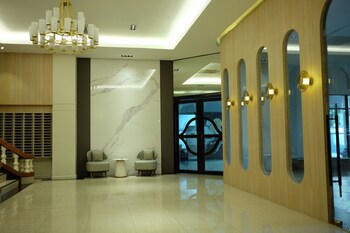 Boss Mansion