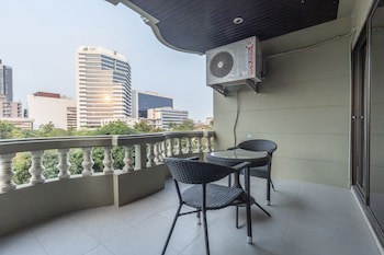 Boss Mansion