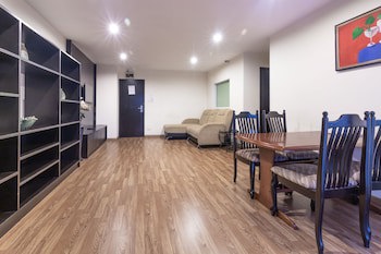 Boss Mansion