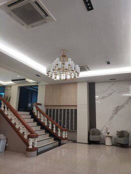 Boss Mansion