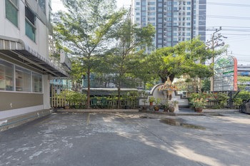 Boss Mansion