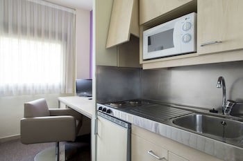 Albergue Residencia Universitaria Los Abedules - Campus Accommodation