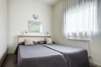 Albergue Residencia Universitaria Los Abedules - Campus Accommodation