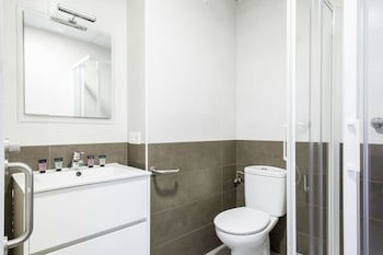 Albergue Residencia Universitaria Los Abedules - Campus Accommodation