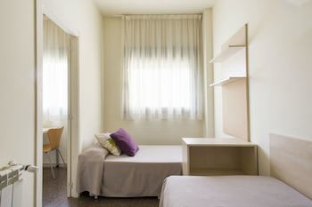 Albergue Residencia Universitaria Los Abedules - Campus Accommodation