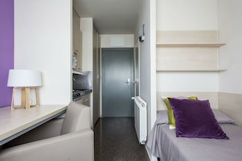 Albergue Residencia Universitaria Los Abedules - Campus Accommodation