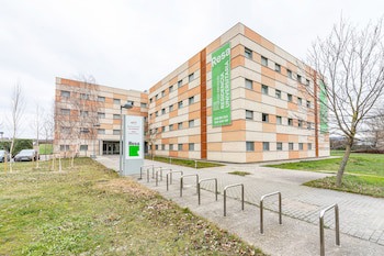 Albergue Residencia Universitaria Los Abedules - Campus Accommodation