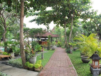 Gazebo Beach Hotel