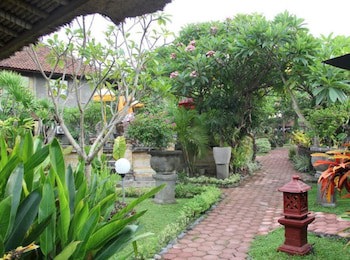 Gazebo Beach Hotel