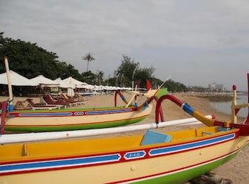 Gazebo Beach Hotel