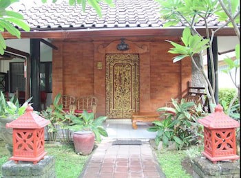Gazebo Beach Hotel