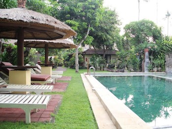 Gazebo Beach Hotel