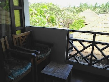 Gazebo Beach Hotel