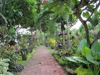 Gazebo Beach Hotel