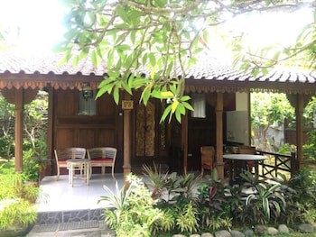 Gazebo Beach Hotel