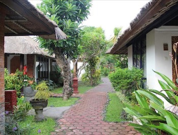 Gazebo Beach Hotel