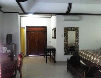 Gazebo Beach Hotel