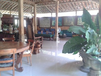 Gazebo Beach Hotel