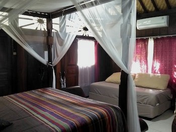 Gazebo Beach Hotel