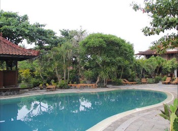 Gazebo Beach Hotel