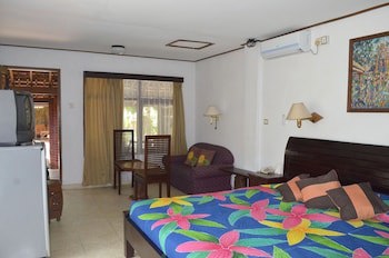 Gazebo Beach Hotel