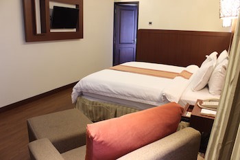 Best Western Plus Makassar Beach