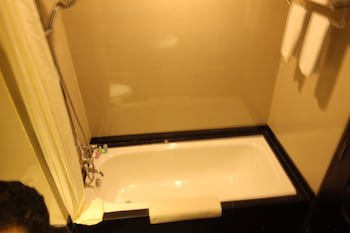 Best Western Plus Makassar Beach