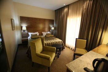 Amor Hotels