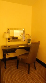 Amor Hotels