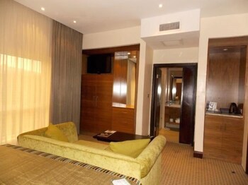 Amor Hotels